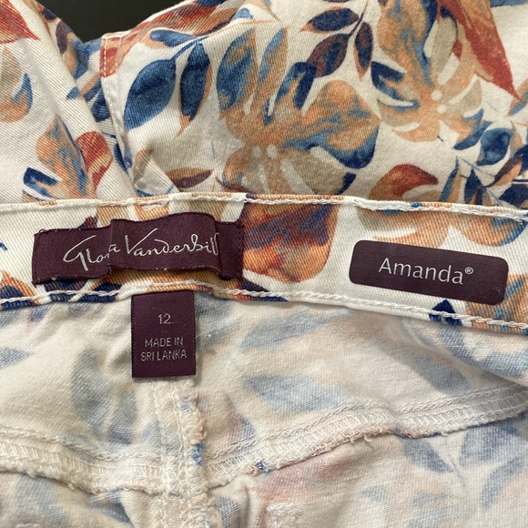 Gloria Vanderbilt Amanda Capri, Size 12 - Picture 4 of 11